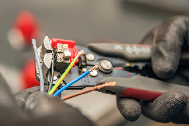 Best Emergency Electrical Repair  in Lewiston, CA
